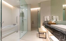 Solaria Nishitetsu Hotel  4*